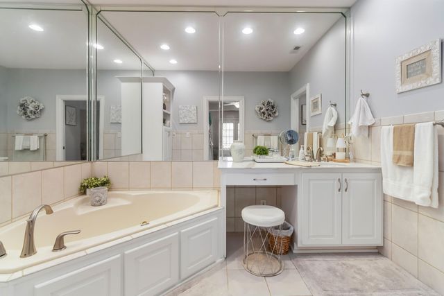 90 W Saddlebrook Drive, Somerset, KY 42503