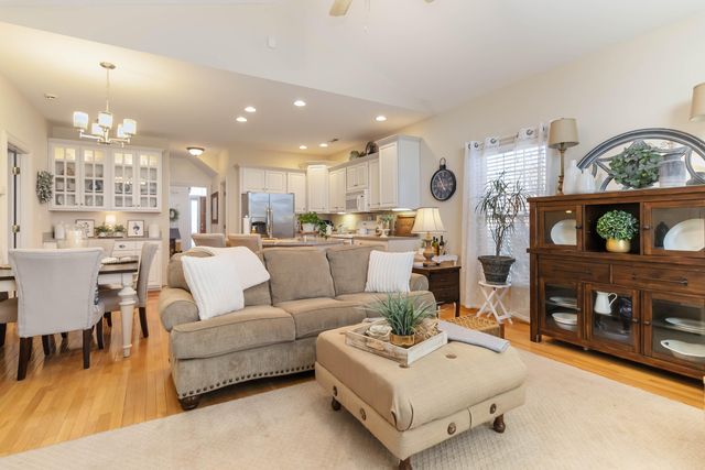 90 W Saddlebrook Drive, Somerset, KY 42503