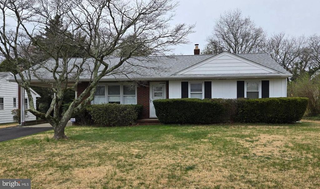 724 S MYRTLE ST, Vineland, NJ 08360