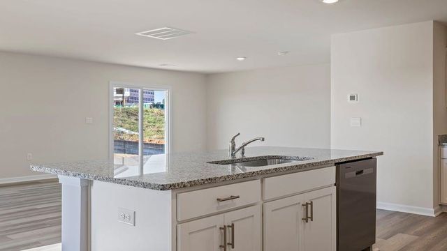 3006 Hunters Brook Drive, Boiling Springs, SC 29316