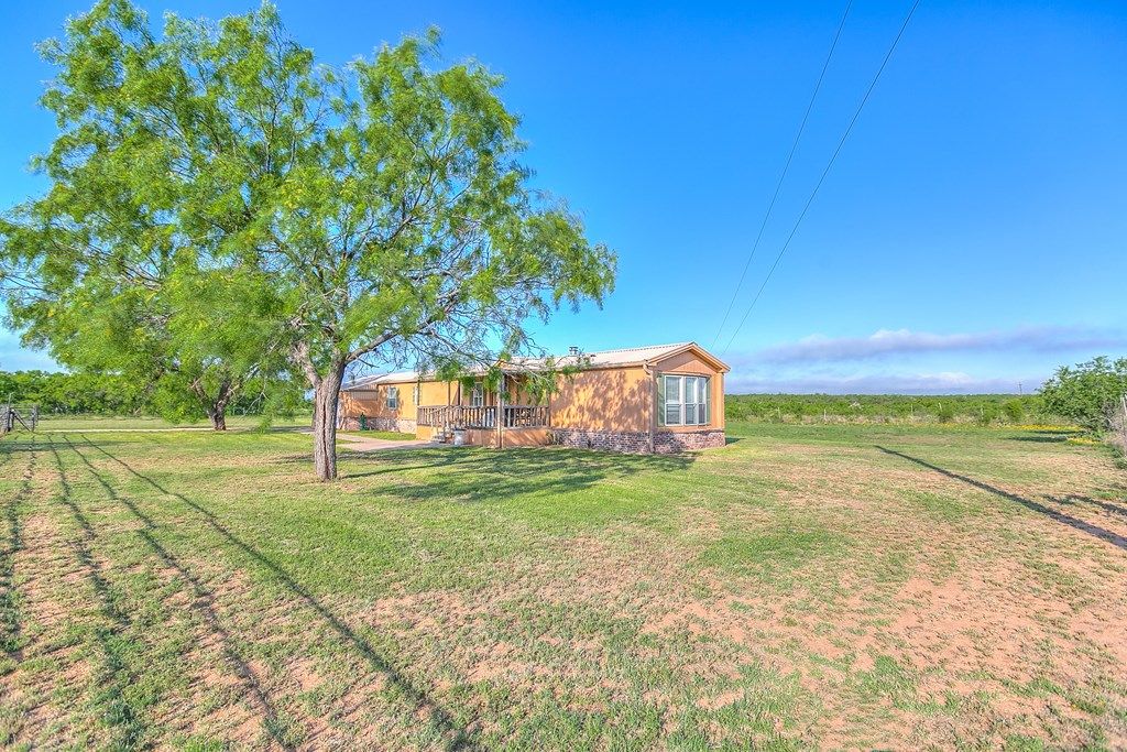 Image 4 of property listing at 00 Other, Robert Lee, TX 76945