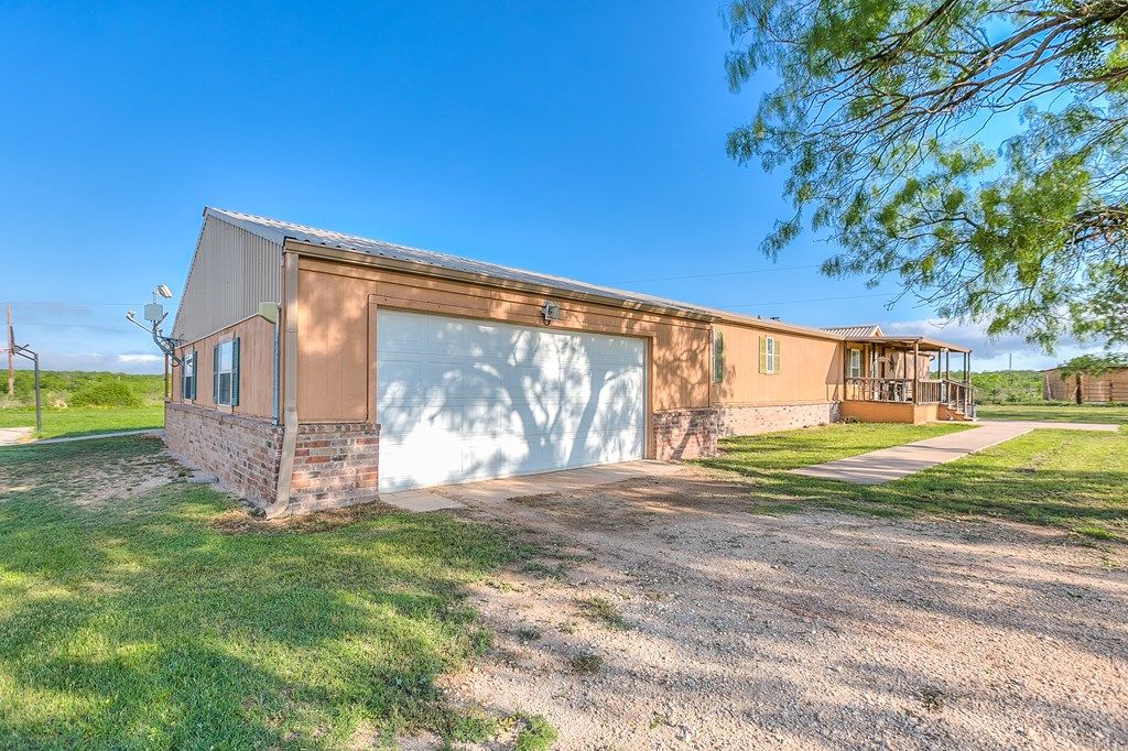 Image 6 of property listing at 00 Other, Robert Lee, TX 76945