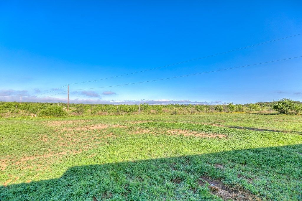 Image 8 of property listing at 00 Other, Robert Lee, TX 76945