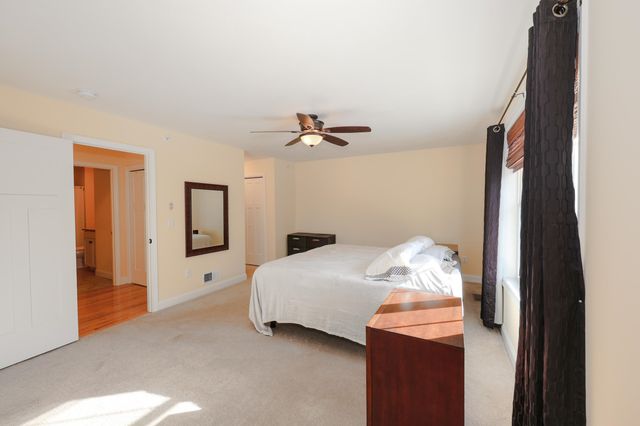 11 Rockingham Rd Apt H, Auburn, NH 03032