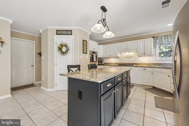 15972 KENSINGTON PL, Dumfries, VA 22025