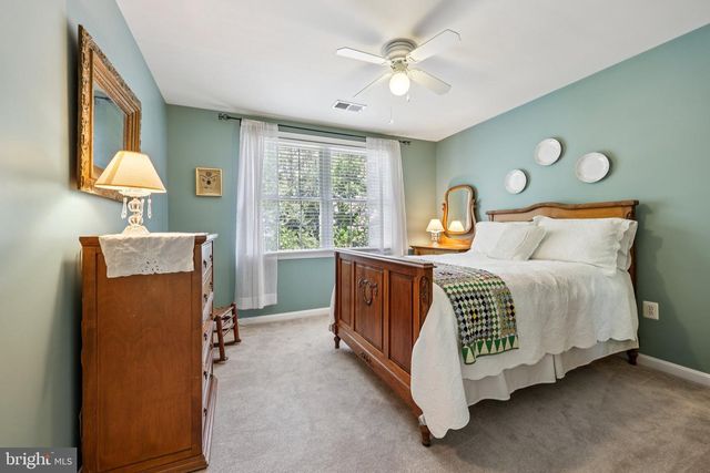 15972 KENSINGTON PL, Dumfries, VA 22025