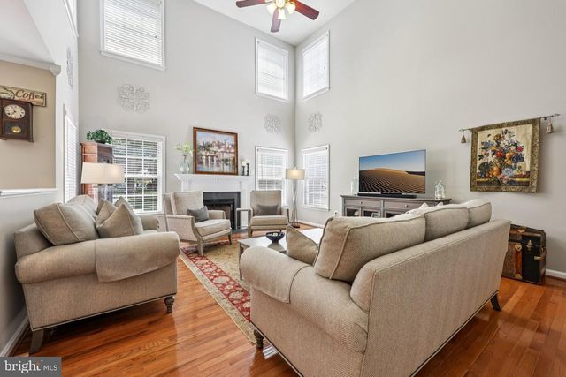 15972 KENSINGTON PL, Dumfries, VA 22025