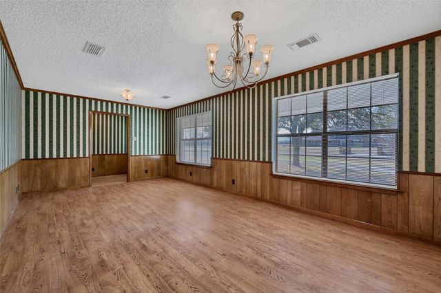 268 Roland Road, Whitesboro, TX 76273
