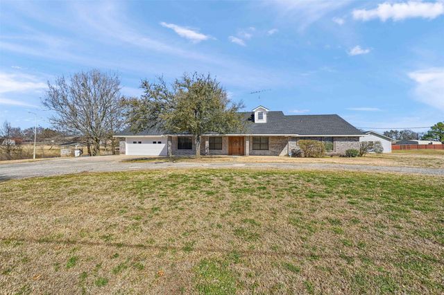 268 Roland Road, Whitesboro, TX 76273