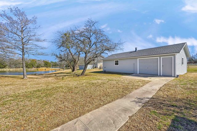 268 Roland Road, Whitesboro, TX 76273