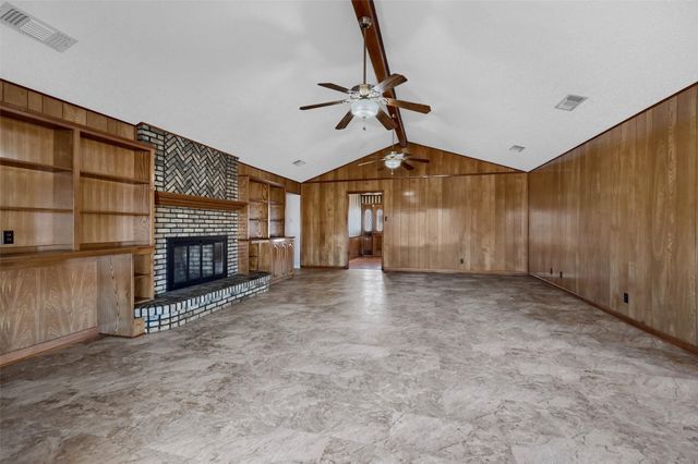 268 Roland Road, Whitesboro, TX 76273
