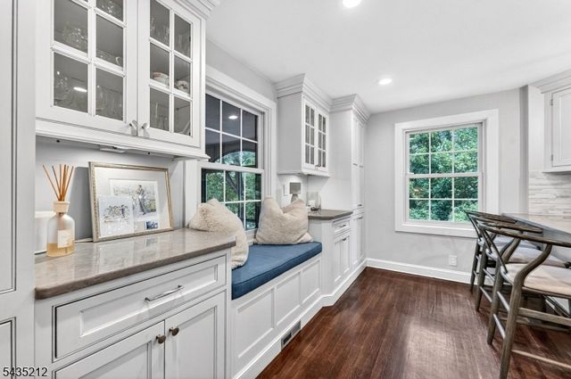 15 Afterglow Ave, Verona Twp., NJ 07044