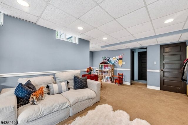 15 Afterglow Ave, Verona Twp., NJ 07044