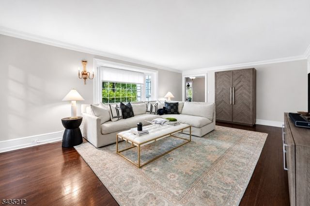 15 Afterglow Ave, Verona Twp., NJ 07044