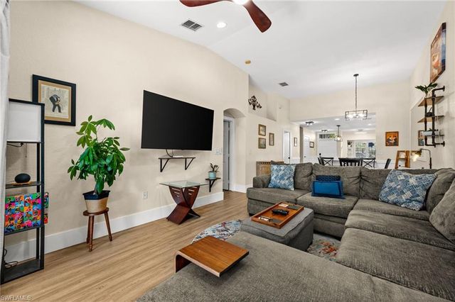 7595 Meadow Lakes DR 502, Naples, FL 34104