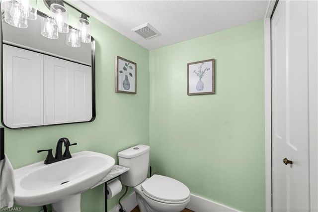 7595 Meadow Lakes DR 502, Naples, FL 34104