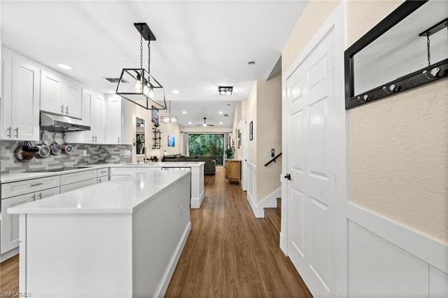 7595 Meadow Lakes DR 502, Naples, FL 34104