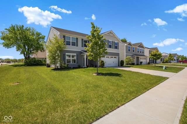 9760 Oakgrove Drive, Pendleton, IN 46064