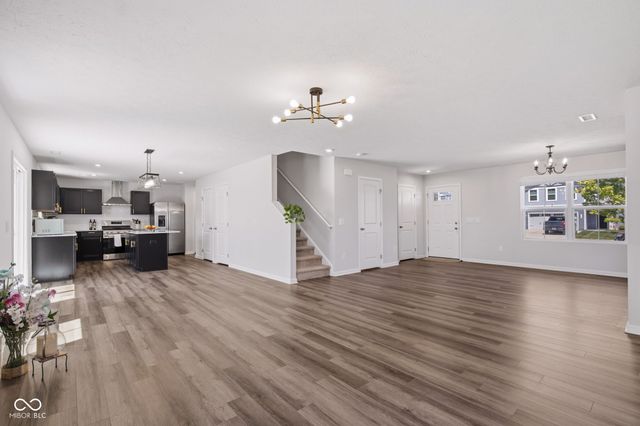 9760 Oakgrove Drive, Pendleton, IN 46064