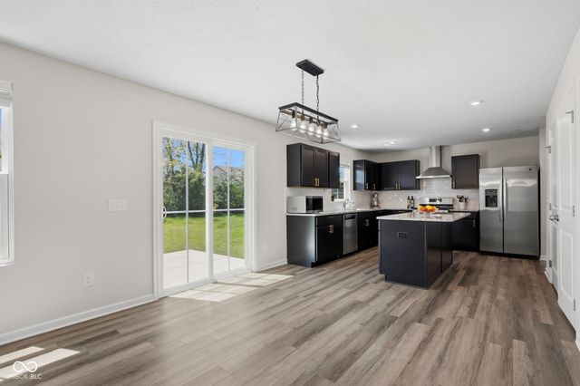 9760 Oakgrove Drive, Pendleton, IN 46064
