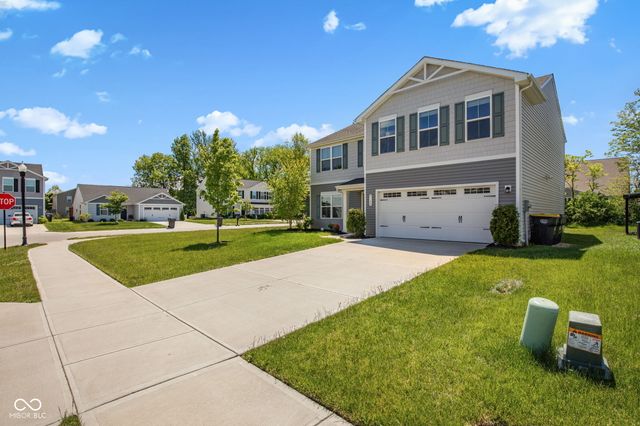 9760 Oakgrove Drive, Pendleton, IN 46064