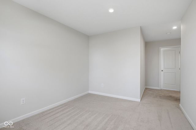9760 Oakgrove Drive, Pendleton, IN 46064