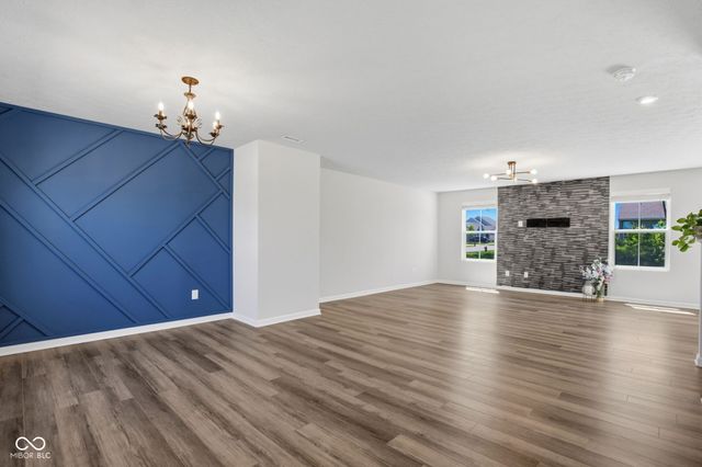 9760 Oakgrove Drive, Pendleton, IN 46064