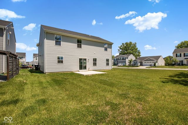 9760 Oakgrove Drive, Pendleton, IN 46064