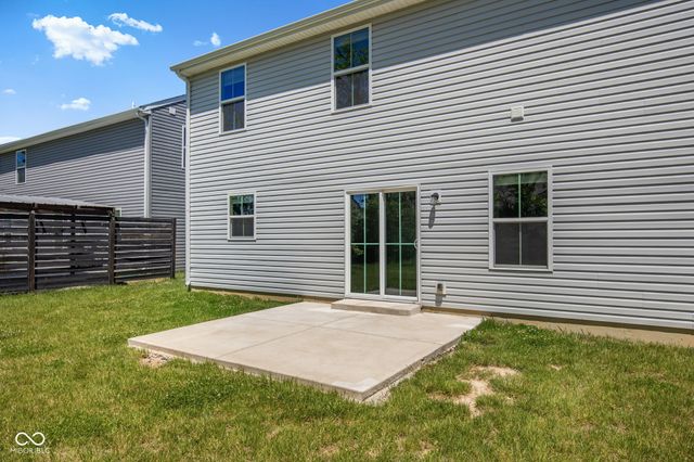 9760 Oakgrove Drive, Pendleton, IN 46064
