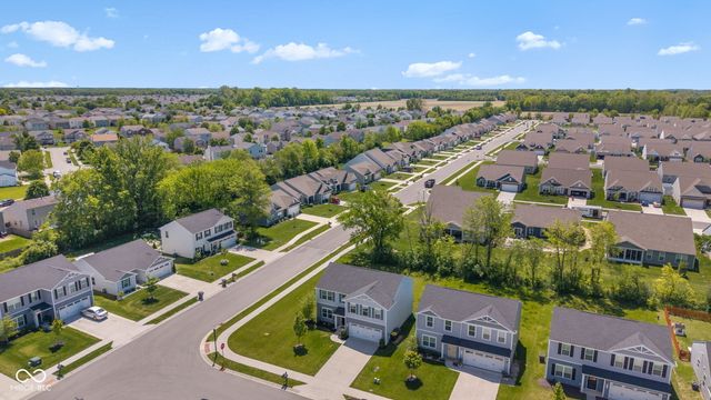 9760 Oakgrove Drive, Pendleton, IN 46064