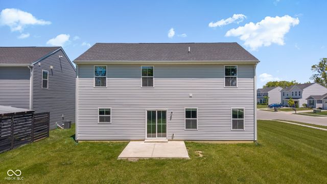 9760 Oakgrove Drive, Pendleton, IN 46064
