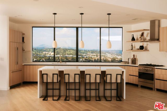 2919 Waverly Drive, Los Angeles, CA 90039