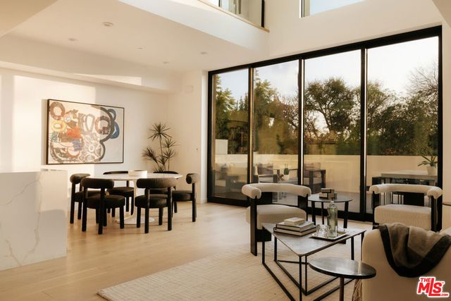 2919 Waverly Drive, Los Angeles, CA 90039