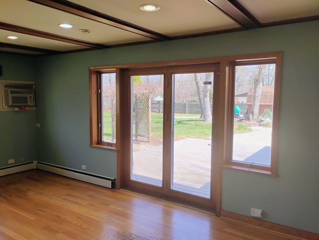 17w120 Woodland Avenue, Bensenville, IL 60106