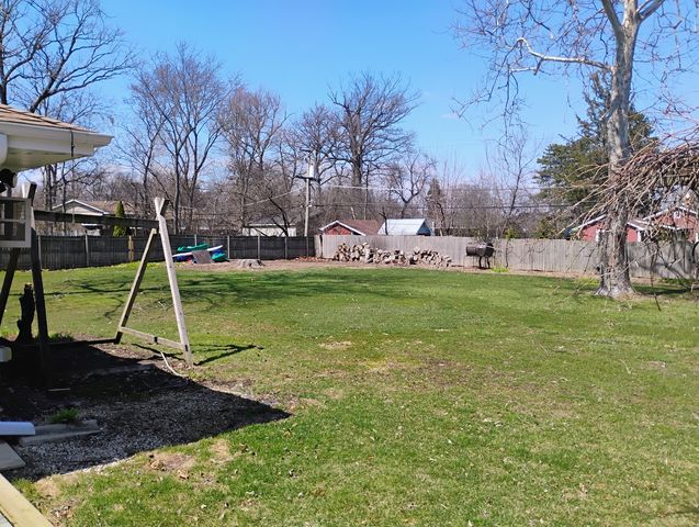 17w120 Woodland Avenue, Bensenville, IL 60106