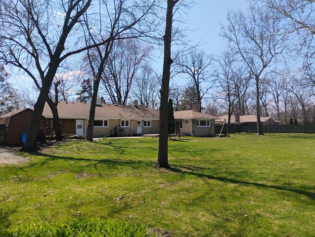 17w120 Woodland Avenue, Bensenville, IL 60106