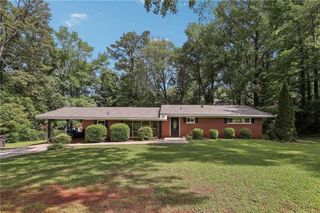 112 Pioneer Trail, Cartersville, GA 30121