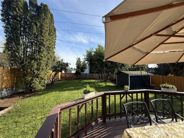 616 212th Street SW, Bothell, WA 98021