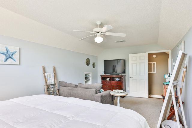 4840 Seabreeze Ln., Myrtle Beach, SC 29579