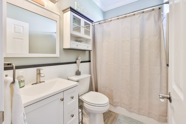 4840 Seabreeze Ln., Myrtle Beach, SC 29579