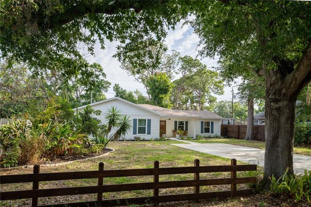7979 48TH AVENUE N, St Petersburg, FL 33709