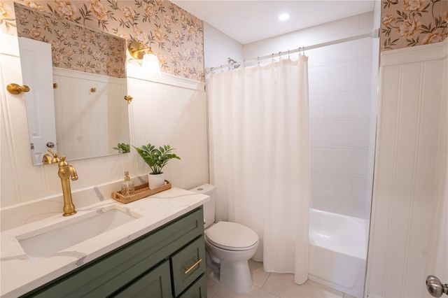 7979 48TH AVENUE N, St Petersburg, FL 33709