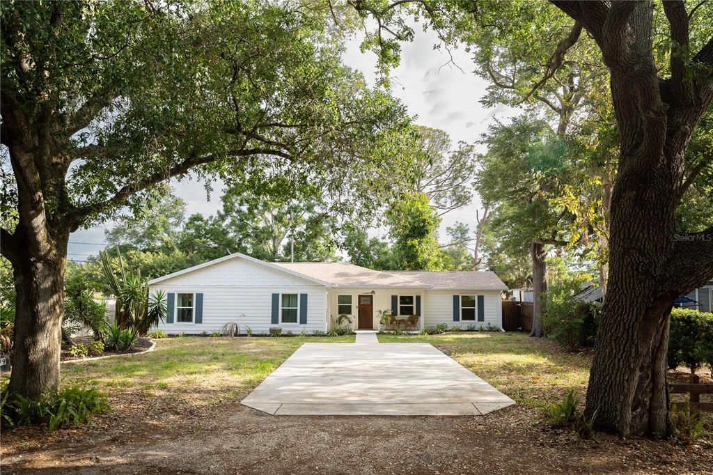 7979 48TH AVENUE N, St Petersburg, FL 33709