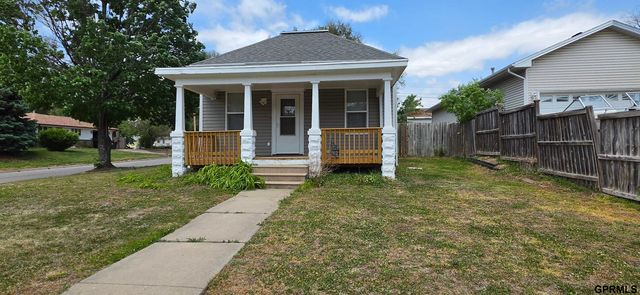 902 Hartley Street, Lincoln, NE 68521