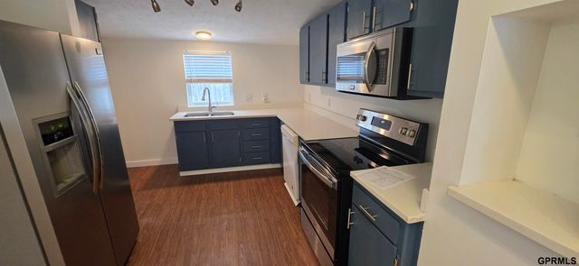 902 Hartley Street, Lincoln, NE 68521