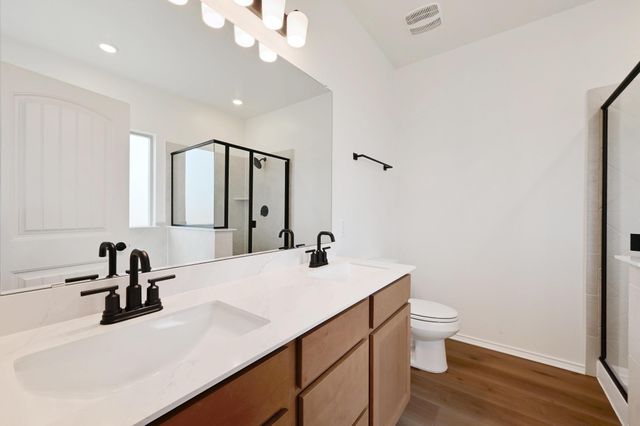 1533 Carriageway DR, Georgetown, TX 78626