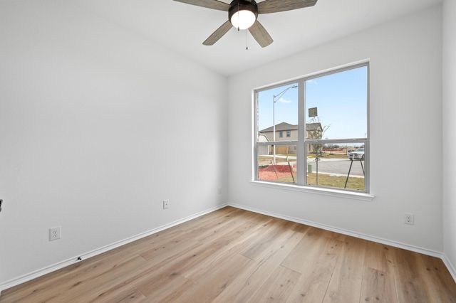 1533 Carriageway DR, Georgetown, TX 78626