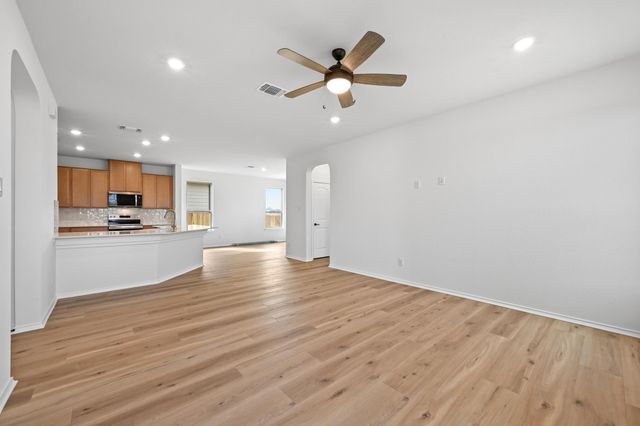 1533 Carriageway DR, Georgetown, TX 78626