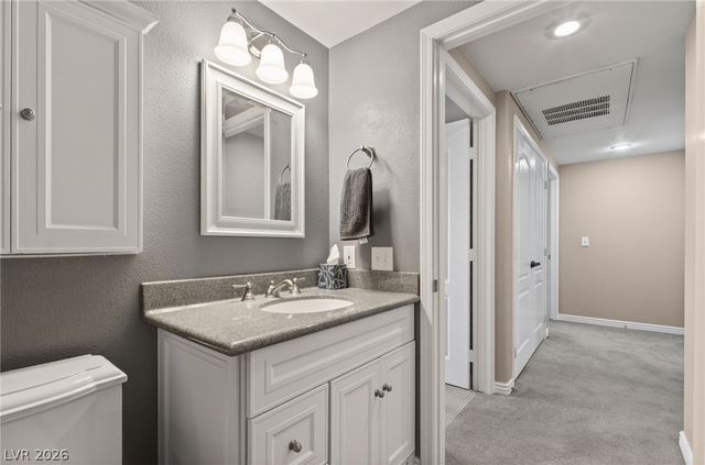 6901 Cobre Azul Avenue 202, Las Vegas, NV 89108