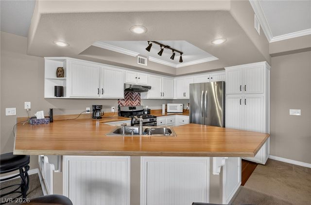 6901 Cobre Azul Avenue 202, Las Vegas, NV 89108